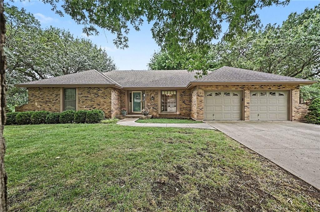 2nd image of 7030 Mill Creek Rd, Shawnee, KS 66217 | MLS# 2637825