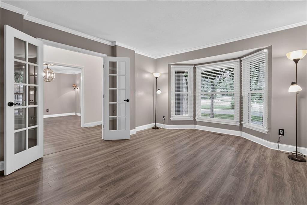 5th image of 4735 Summit Ct, Shawnee, KS 66216 | MLS# 2637829