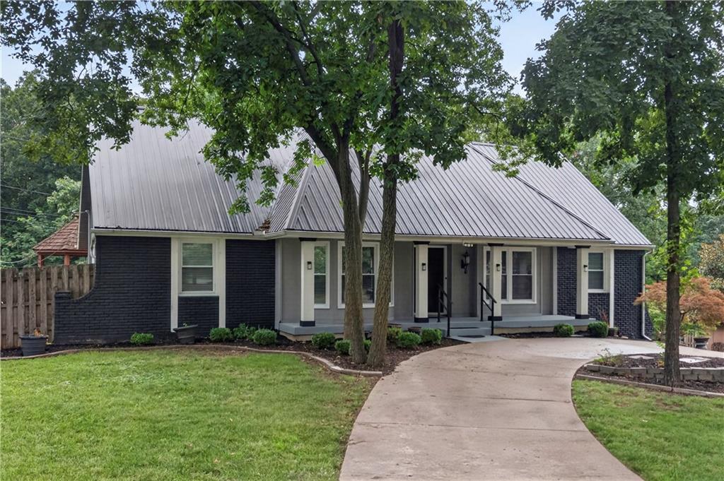1st image of 4735 Summit Ct, Shawnee, KS 66216 | MLS# 2637829