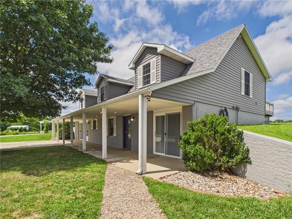 3rd image of 808 Ne 221St Rd, Warrensburg, MO 64093 | MLS# 2637841
