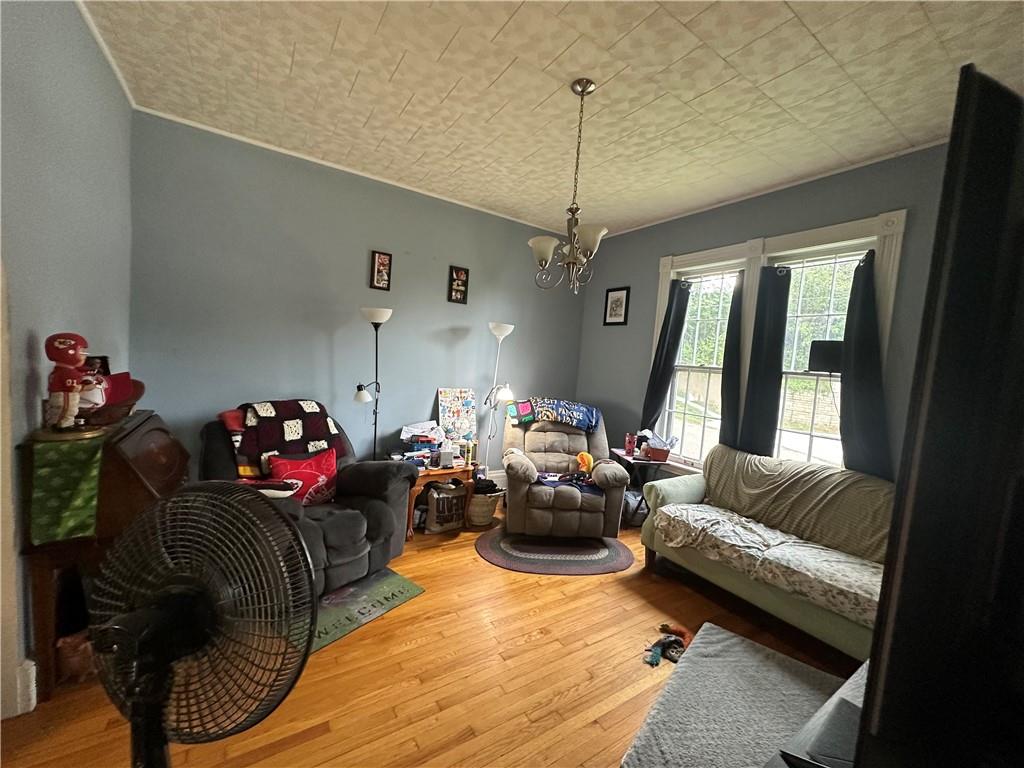 5th image of 406 W Poulin St, Saint Joseph, MO 64501 | MLS# 2637895