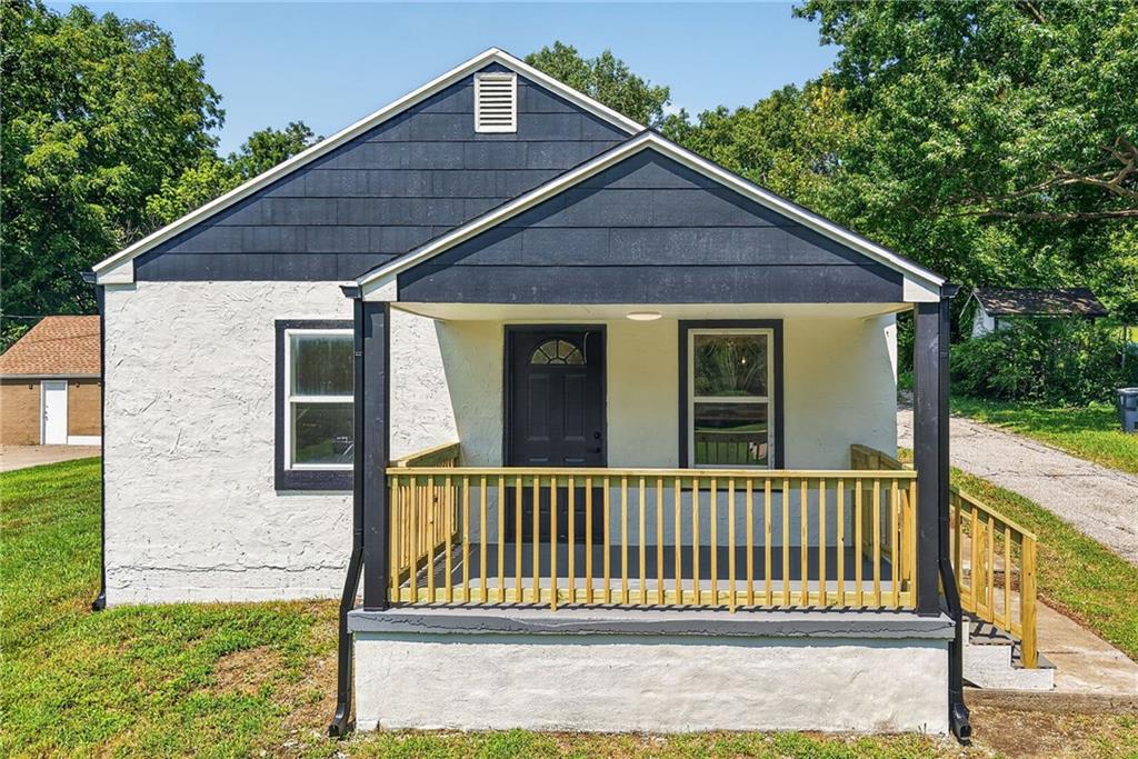 4th image of 2904 Ne Parvin Rd, Kansas City, MO 64117 | MLS# 2637897