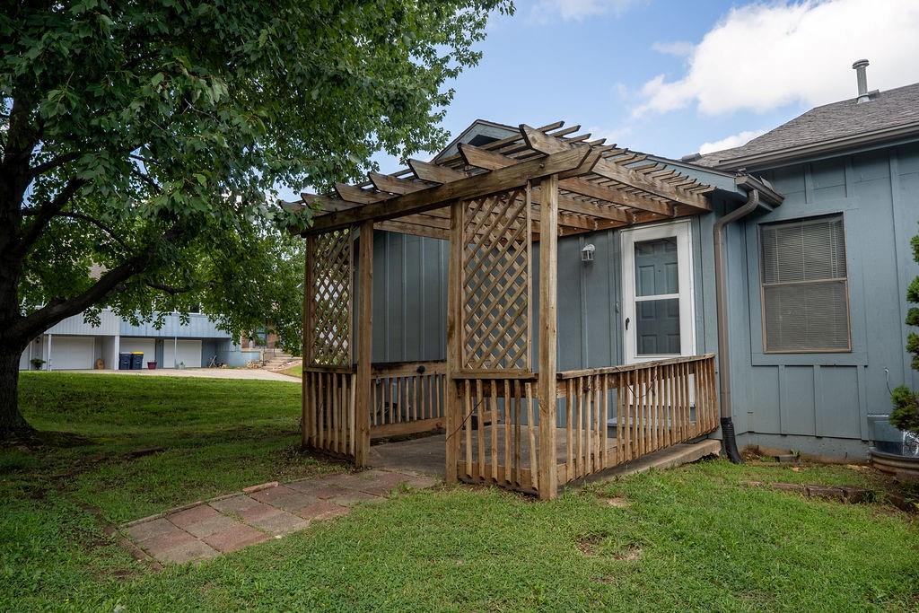 5th image of 8316 N Virginia Ave, Kansas City, MO 64118 | MLS# 2637905