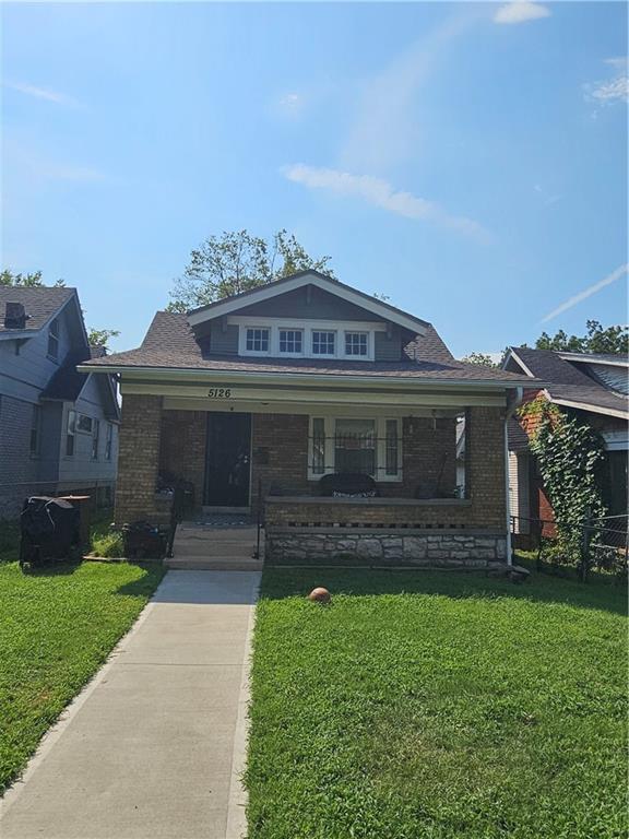 1st image of 5126 Olive St, Kansas City, MO 64130 | MLS# 2637924