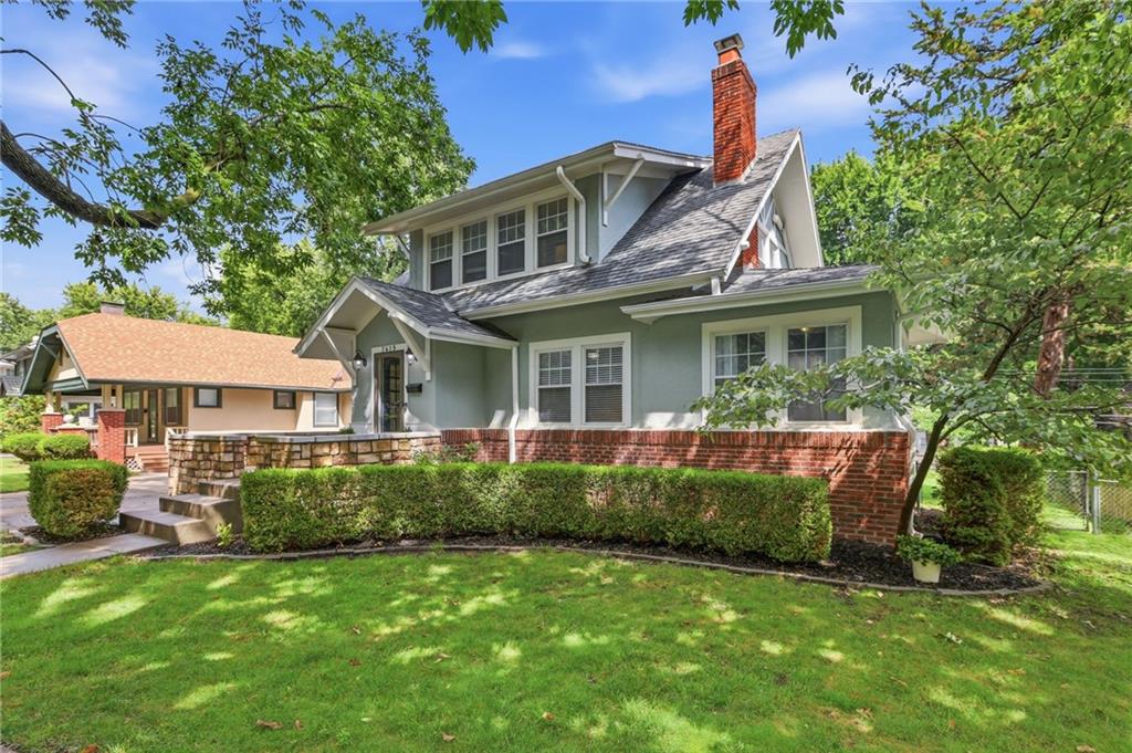 2nd image of 7419 Jarboe St, Kansas City, MO 64114 | MLS# 2637947
