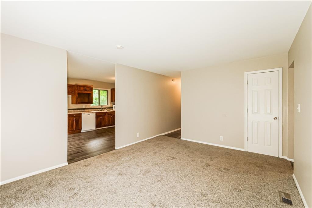 3rd image of 8706 E 91St St, Kansas City, MO 64134 | MLS# 2638016