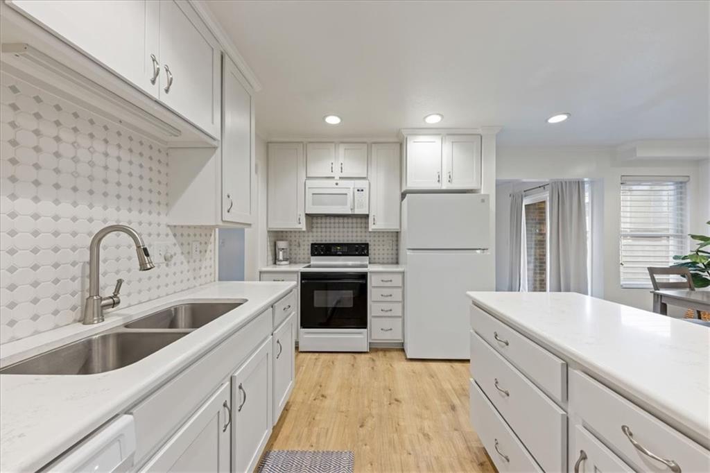 1st image of 10124 W 96th St #A, Overland Park, KS 66212 | MLS# 2638057