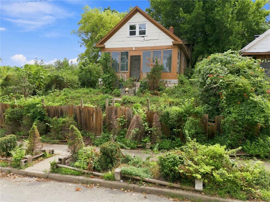 28th image of 3003 Jarboe St, Kansas City, MO 64108 | MLS# 2638061