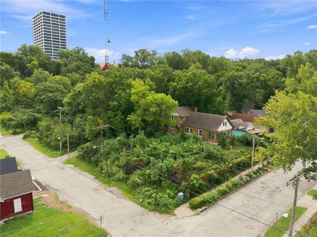 1st image of 3003 Jarboe St, Kansas City, MO 64108 | MLS# 2638061