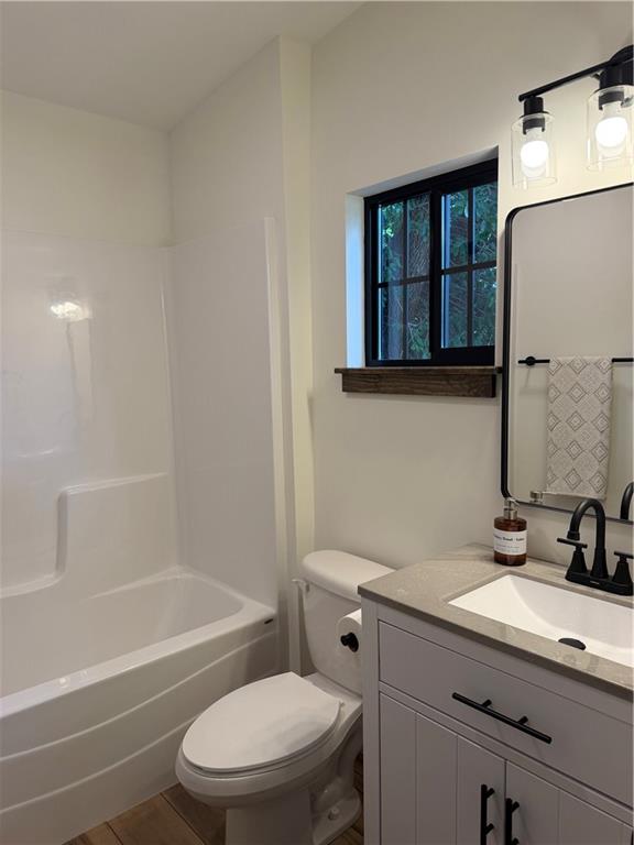 11th image of 412 Michigan St, Lawrence, KS 66044 | MLS# 2638080