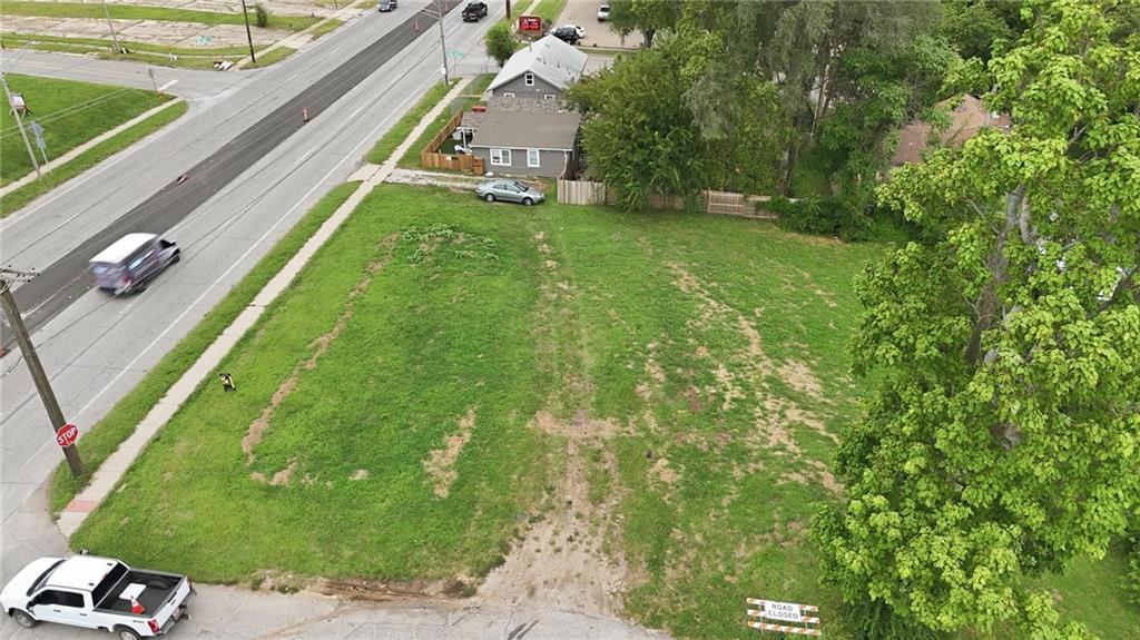 1st image of 1312 E 23rd St S, Independence, MO 64055 | MLS# 2638105