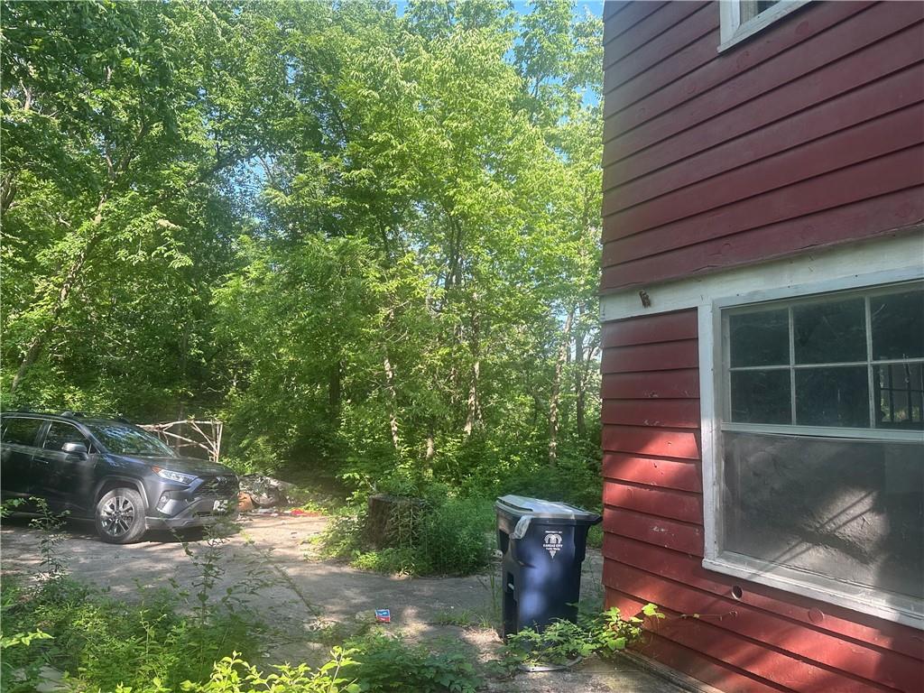 2nd image of 5814 Eastwood Ct, Kansas City, MO 64129 | MLS# 2638107