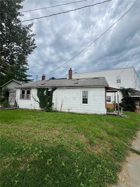 2nd image of 3024 Saint Joseph Ave, St Joseph, MO 64505 | MLS# 2638108