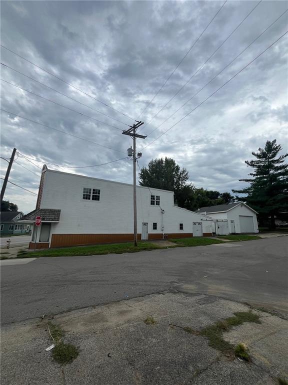 3rd image of 3026 Saint Joseph Ave, St Joseph, MO 64505 | MLS# 2638117