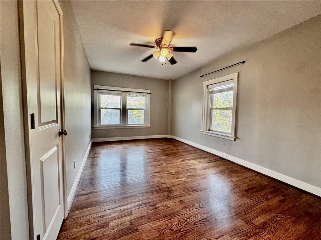 2nd image of 323 E Emanuel Cleaver Ii Blvd, Kansas City, MO 64112