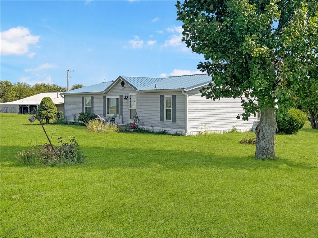 Photo 2 of Single family home for sale at 18696 Old Hwy 40, Higginsville, MO 64037 | MLS# 2638164 | Listing updated on 2026-09-04