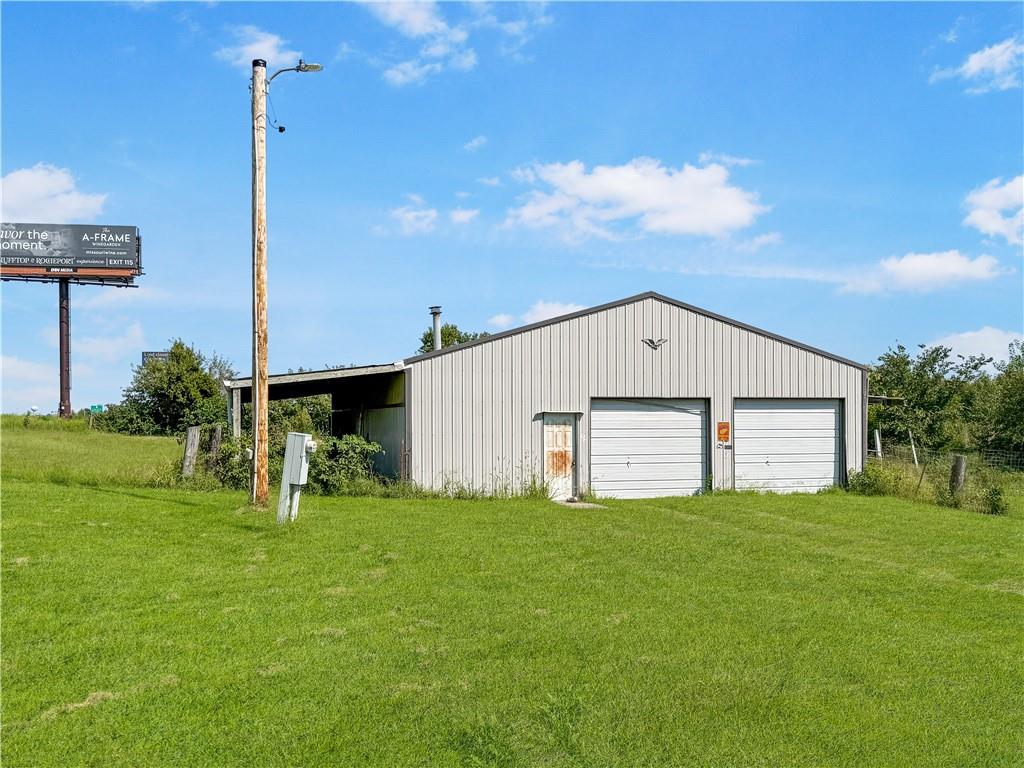 Photo 4 of Single family home for sale at 18696 Old Hwy 40, Higginsville, MO 64037 | MLS# 2638164 | Listing updated on 2026-09-04