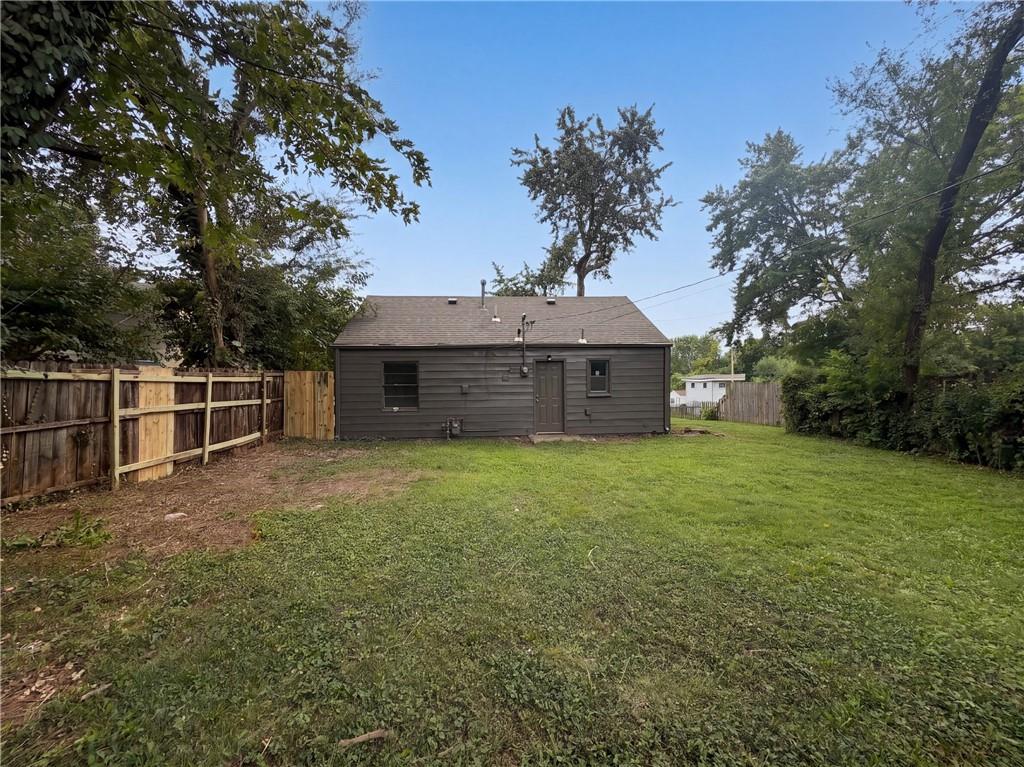 5th image of 4770 Woodend Ave, Kansas City, KS 66106 | MLS# 2638173