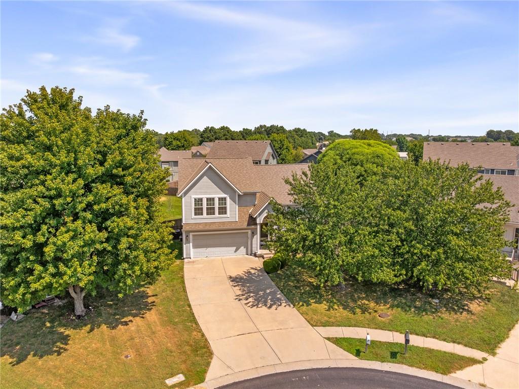 2nd image of 19993 Falcon Ridge Dr, Spring Hill, KS 66083 | MLS# 2638191