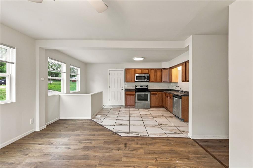 4th image of 5138 N Corrington Ave, Kansas City, MO 64119 | MLS# 2638198