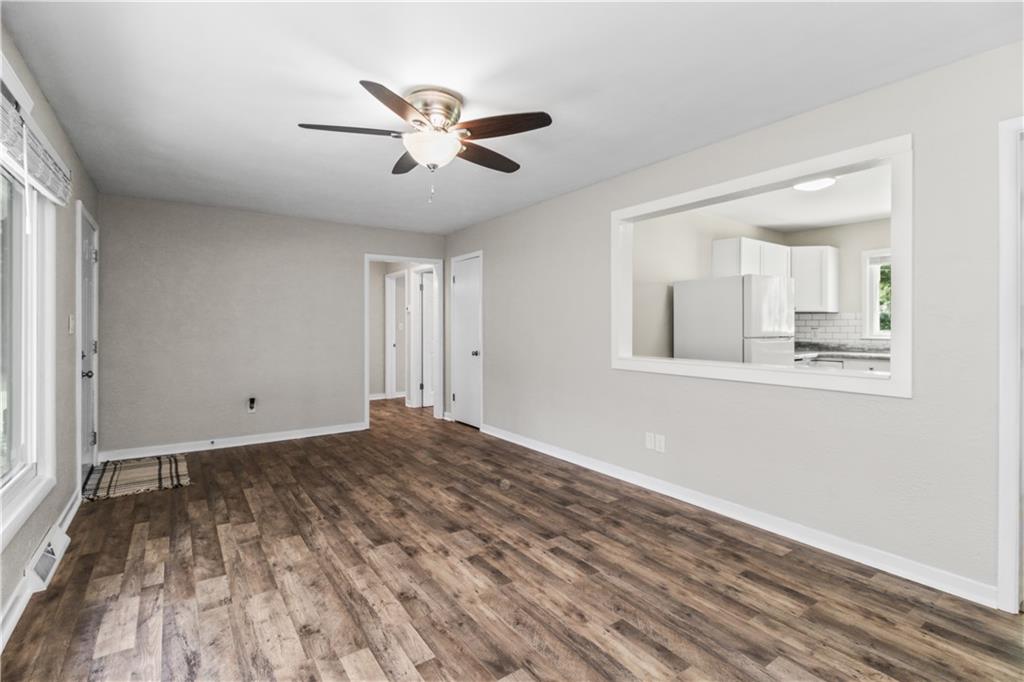 5th image of 110 Manor Dr, Belton, MO 64012 | MLS# 2638217