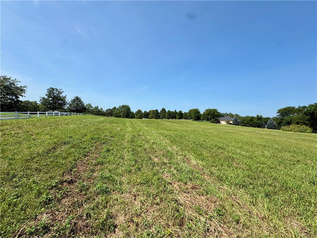 2nd image of 25030 177th Ter, Leavenworth, KS 66048 | MLS# 2638236