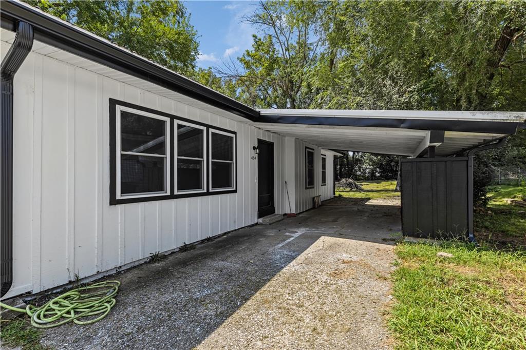 3rd image of 404 8Th St, Warrensburg, MO 64093 | MLS# 2638242