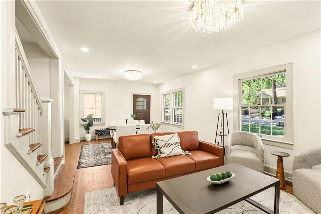 Photo 3 of Single family home for sale at 5605 Kenwood Ave, Kansas City, MO 64110 | MLS# 2638270 | Listing updated on 2026-09-05