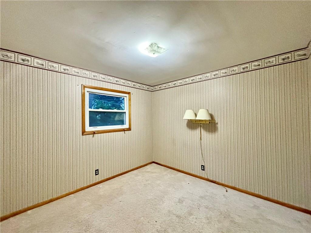 11th image of 1609 Green Valley Rd, St Joseph, MO 64505 | MLS# 2638295