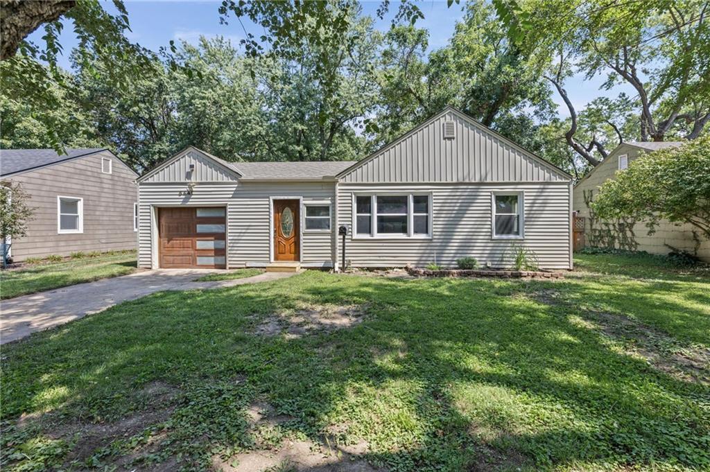 1st image of 5441 Cedar St, Roeland Park, KS 66205 | MLS# 2638306