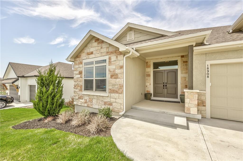 1st image of 18908 Corbin St, Spring Hill, KS 66983 | MLS# 2638346