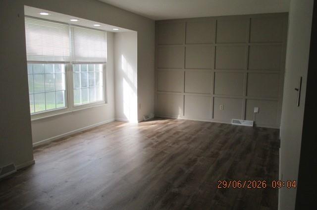 2nd image of 1001 Nw Canterbury Rd, Blue Springs, MO 64015 | MLS# 2638450