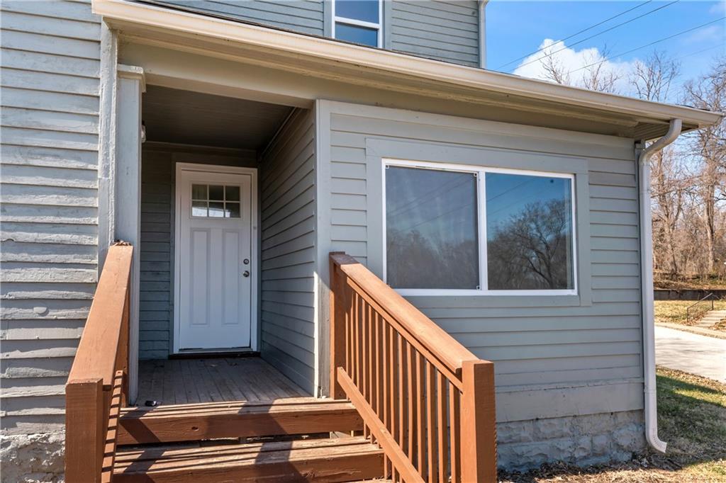 3rd image of 1314 Atchison St, Atchison, KS 66002 | MLS# 2638496