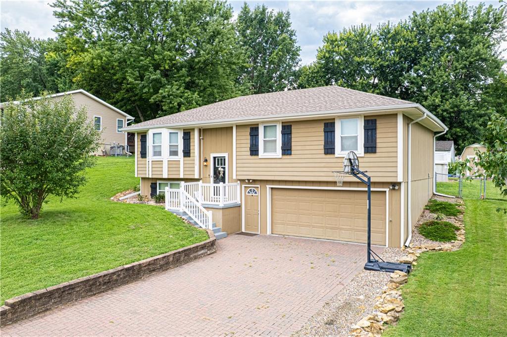 1st image of 6218 N 25th Street Ter, Country Club, MO 64505 | MLS# 2638582