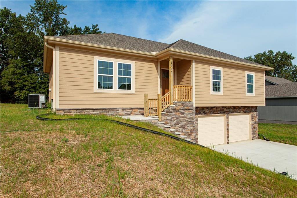 4th image of 1006 Deer Run N/A, Warrensburg, MO 64093 | MLS# 2638623