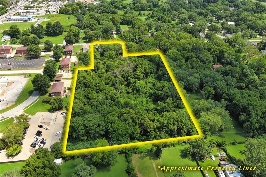 37th image of 1322 S Kings Hwy, Independence, MO 64055 | MLS# 2638629