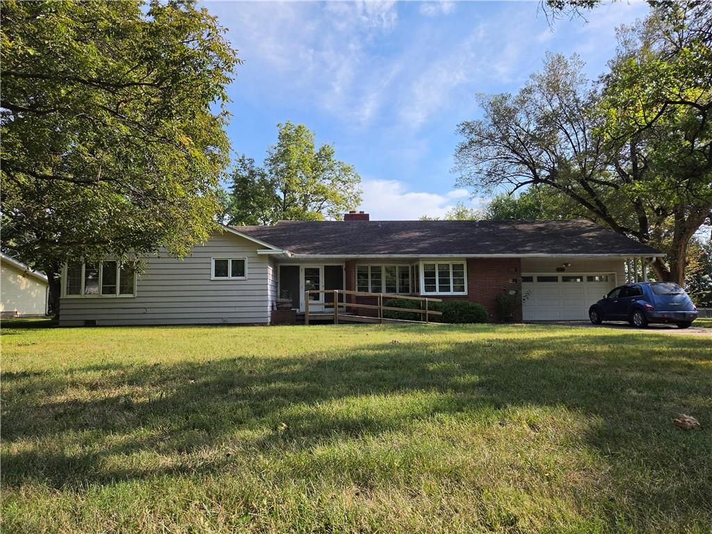 32nd image of 1200 Washington St, Fredonia, KS 66736 | MLS# 2638639