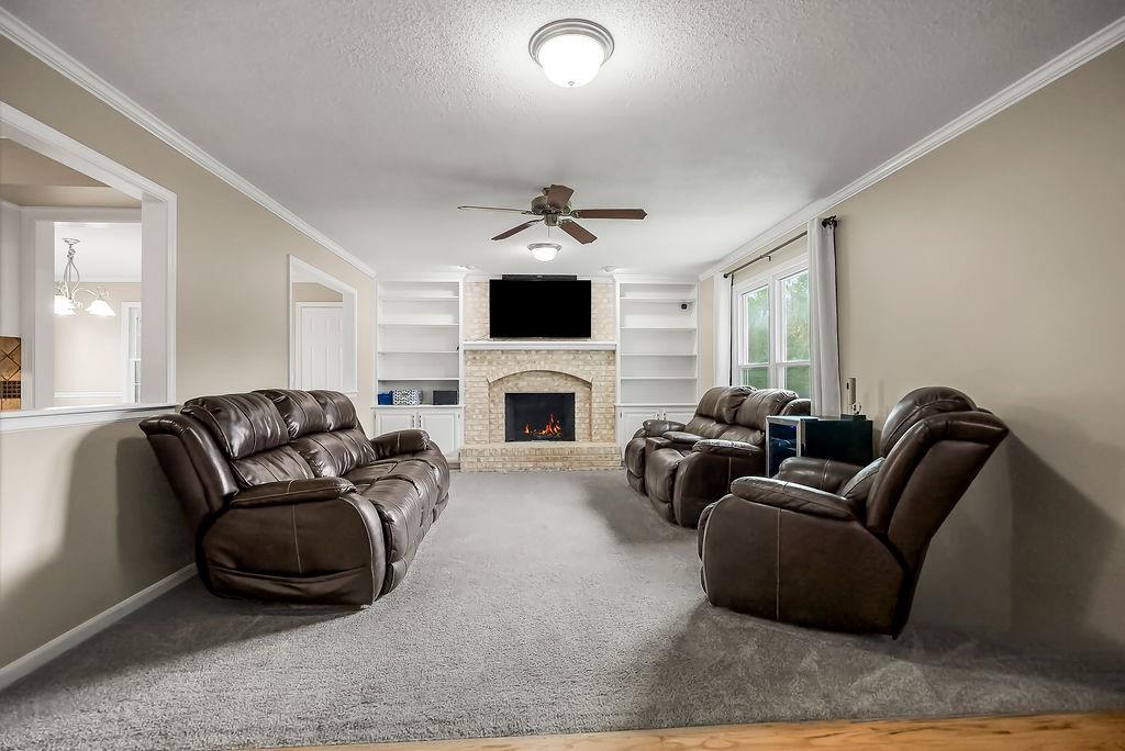 2nd image of 15855 Gardner West Rd, Gardner, KS 66030 | MLS# 2638651