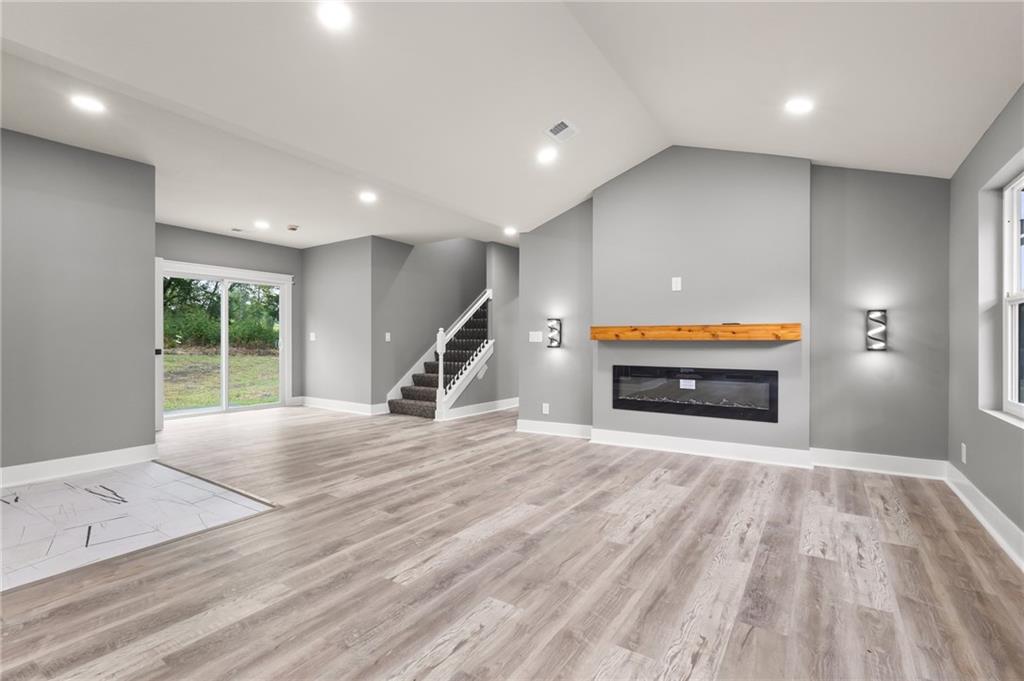 2nd image of 15905 W 289th St, Paola, KS 66071 | MLS# 2638656