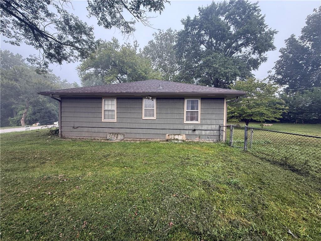 4th image of 7020 Verde Dr, Kansas City, KS 66109 | MLS# 2638841