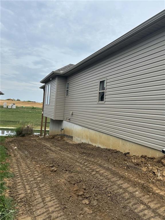 4th image of 4705 Stonebridge Dr E, St Joseph, MO 64505 | MLS# 2638922