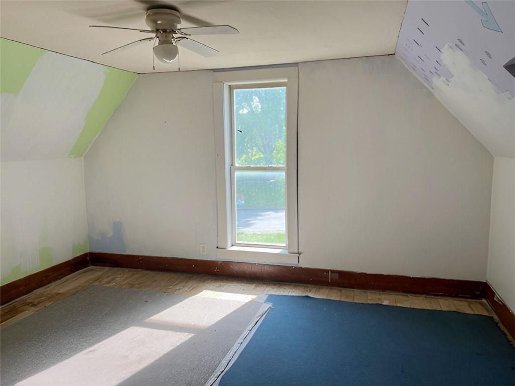11th image of 208 S 3rd St, Hopkins, MO 64461 | MLS# 2638936