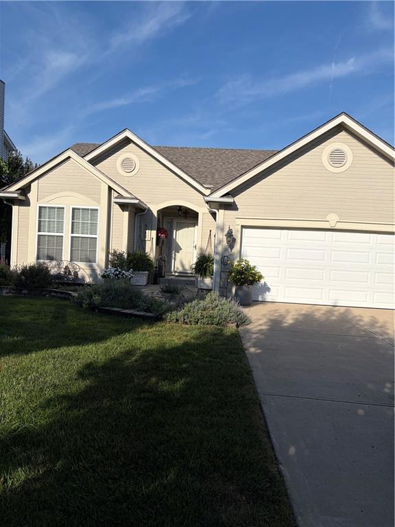 Photo 32 of Single family home for sale at 8543 N Robinhood Ave, Kansas City, MO 64154 | MLS# 2638939 | Listing updated on 2026-09-04