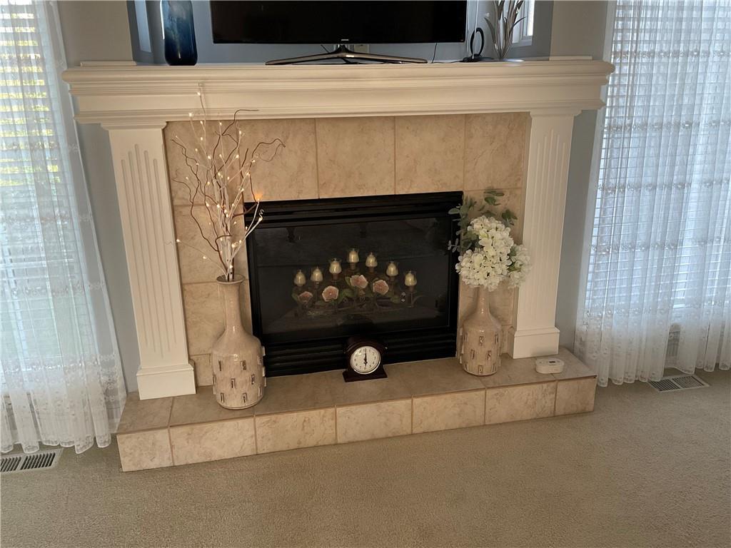 Photo 3 of Single family home for sale at 8543 N Robinhood Ave, Kansas City, MO 64154 | MLS# 2638939 | Listing updated on 2026-09-04