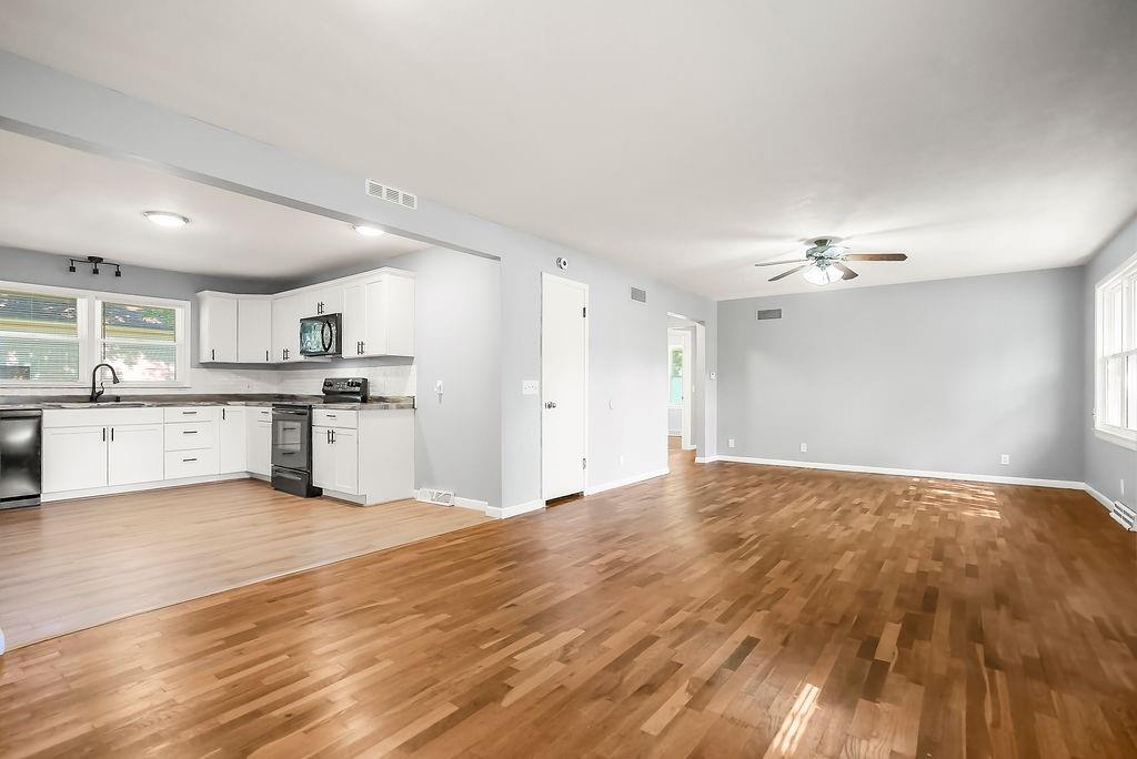 5th image of 206 N Water St, Butler, MO 64730 | MLS# 2638948