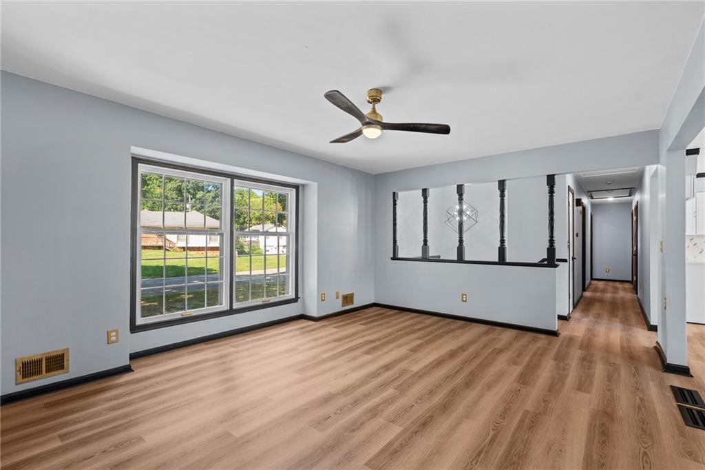 Photo 3 of Single family home for sale at 6809 Lakeshore Dr, Kansas City, MO 64133 | MLS# 2638956 | Listing updated on 2026-09-04