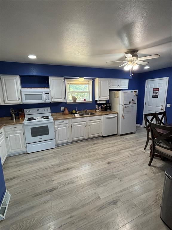 4th image of 311 N Grant St, Garnett, KS 66032 | MLS# 2638975