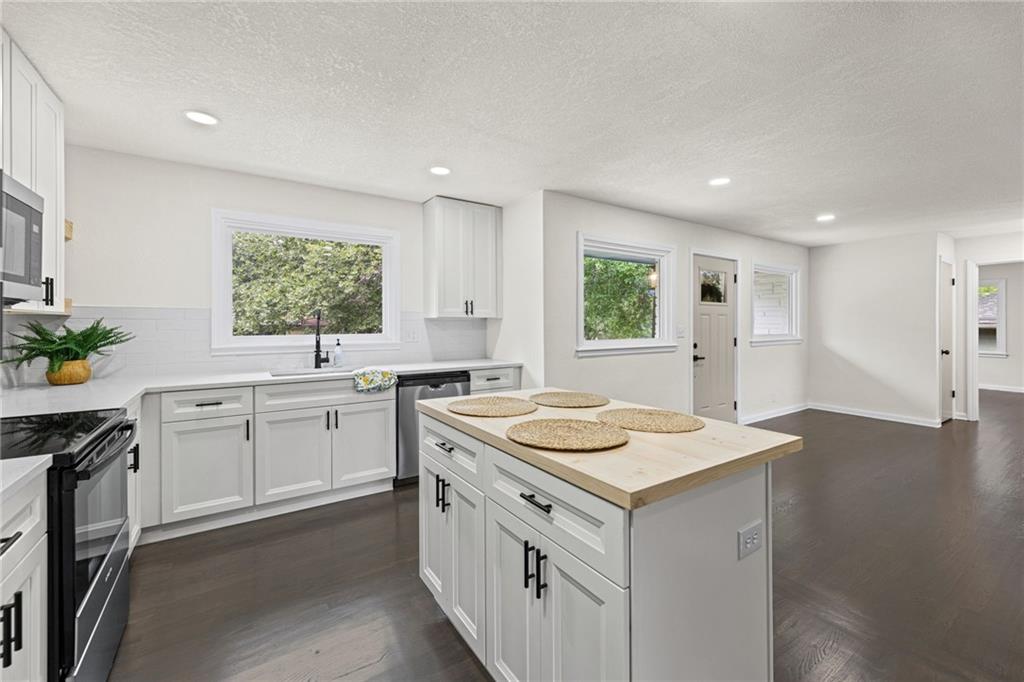4th image of 9905 E 71St Ter, Raytown, MO 64133 | MLS# 2639001