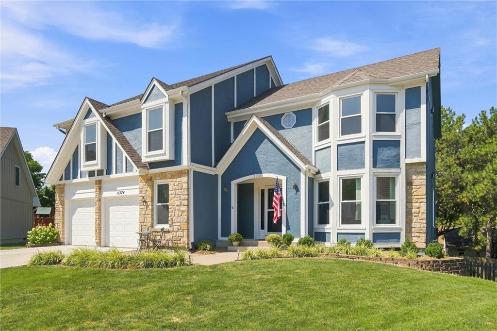 2nd image of 11324 Slater St, Overland Park, KS 66210 | MLS# 2639004