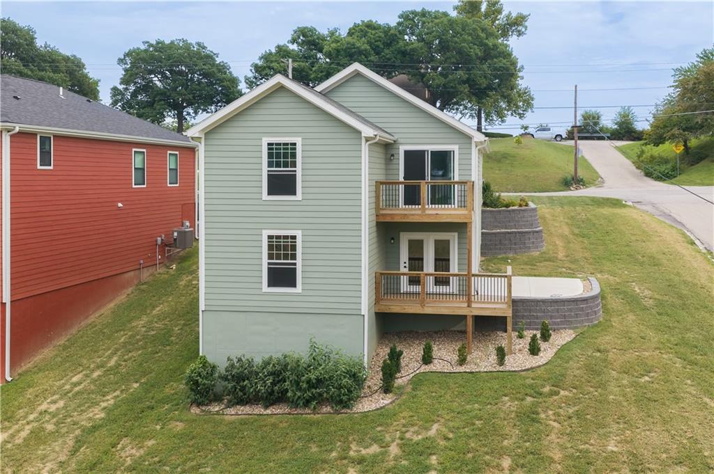 4th image of 605 Washington St, Atchison, KS 66002 | MLS# 2639012